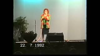 Nilla Pizzi - L'edera (Live da Castelbasso 1992)