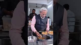 Modi Ji Selling Chaat On Anand Street #indianstreetfood #gujarat