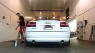 Audi A8 4.2 Straight Pipes revving