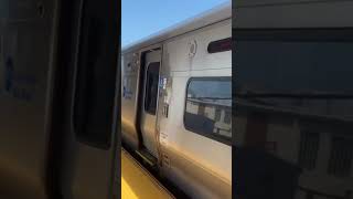 M7 LIRR leaving Amityville