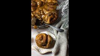 Easy Homemade Gingerbread Cinnamon Rolls