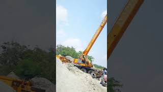 KATO 40 Ton Mobile  Crane Work Crusher machine Loading #trending #tractorvideo #mobilecrane