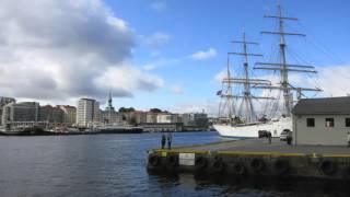 Bergen, Norway – Sept 7, 2015 – Solo Acoustic by audionautix.com