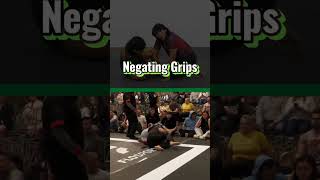 The secret to dealing with STRONG GRIPS #bjj #jiujitsu