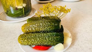 Хрумкі Малосольні огірки 🥒Рецепт з хріном і часником🥒Будуть так хрумтіти🥒що сусіди почують🤗