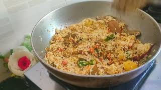 #vegpulao masala rice/ पदार्थ करण्याची पद्धत वेगळी 😋#rice masala/मुलांच्या आवडीचा😍