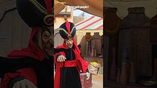 #jafar s'en va comme le #grand #vizir qu'il est à #disneylandparis ! #humour #humor