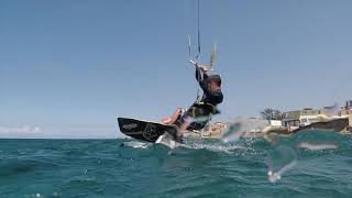 Haciendo kite foil en La Habana