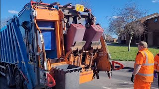 NEDDC Dennis Elite 6 Bin lorry on Mixed Recycling, JFJ