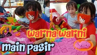 main pasir di mall bareng adik