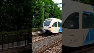 Treinen op station Mariënberg. Elektrische GTW-E vertrekt richting Zwolle!