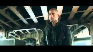 I Am Legend - Official Movie Trailer