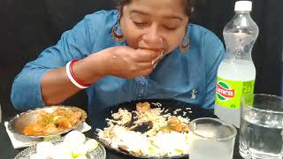 fried rice. and chilli chicken 🍗 salade and limca wel com to new vlog subscribe and like