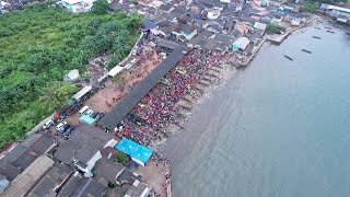 Kolaborasi antara Masyarakat dalam Kegiatan Bersih Pantai Kepayang, Sukaraja, Bandar Lampung