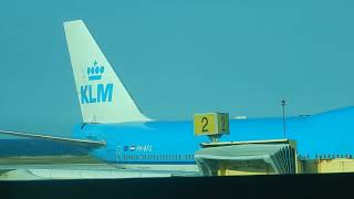 KLM Boeing 747  'City of Guayaquil' op Curaçao.