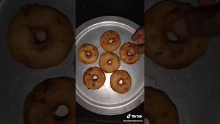 Mendu Vada making in 15 min #menduvada #ytshorts #recepies #vada #southdish #reels #foodie #foodlove