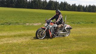 screaming eagle v rod v Aprilia oamaru drags