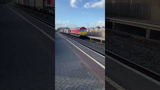 Db Class 66 634 Passing Pyle Railway Station#shorts#youtubeshorts#freighttrain#uk#transport#train