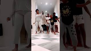 LeBron & Shaq families do their dance #sportswrap #lebron #sports #basketball #shorts