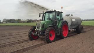 Schukkert stuifdek aanbrengen met Fendt 412 & Duport 7000L