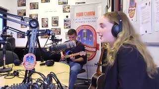 3198 - Live at Radio Carrum