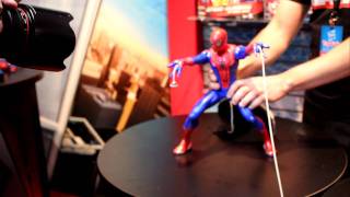 MEGA WEB SHOOTING SPIDER-MAN- Hasbro 2012- Toy Fair