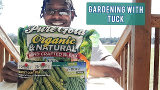 Gardening with Tuck : The Series, Planting Onions