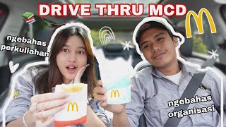 SARAPAN MCD DRIVE THRU BARENG TEMEN KULIAH!! NGEBAHAS APA AJA?! | Aurelliaurel