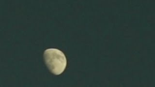 Dirty Autumn Waxing Gibbous Moon (Lunar Footage) - Night Watch 10/11/2016