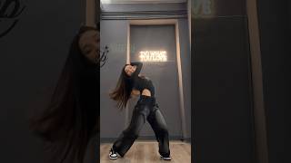 Ariana Grande- the boy is mine | dance