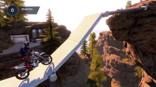 Trials Fusion™ Unyielding 2 challenge on Cliffhanger