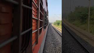 Slow Curving Train | 12281 New Delhi Duronto Express #shorts