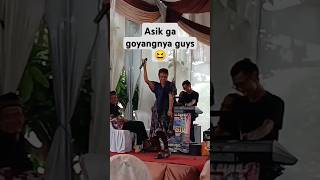 inul aja kalah jauh 😅 #dangdut #music #beranda #resepsi #funnywedding #lucu