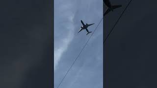 British Airways Boeing 777-300ER low flyover over Windsor #shorts