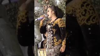 Niken Salindry live perform hajatan #shorts #dangdut #dangdutterbarukoplo #nikensalindri