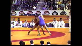 1989 Avrupa grekoromen güreş şampiyonası 130 kg final A.Karelin - Polonyalı rakip