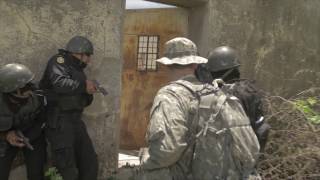 U.S. Trains Guatemalan Security Forces (SPANISH)