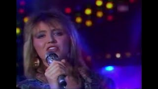 Wanda Cross - Dancing In The Desert (1986 live hq)