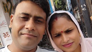 Ashok is live Me & My Mom trwaling