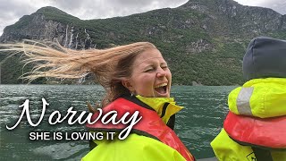 NORWAY - She is LOVING it - S7-30