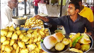 Maharashtrian Marathi YoungMan Selling Masala Toast & Vada Pav @ 10rs in Solapur | #IndianStreetFood