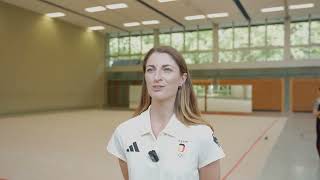 Camilla Pfeffer (Trainerin RSG Gruppe) vor der Abfahrt nach Paris zu den Olympischen Spielen