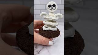 Jack Skellington Cupcakes 💀🖤 #cake #halloween #cupcakes #cakedbyrach #jackskellington #shortsfeed