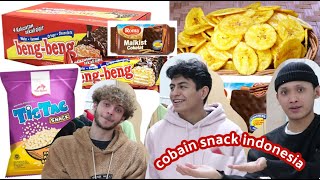 REAKSI ORANG LUAR NEGERI PERTAMA KALI COBAIN SNACK DARI INDONESIA