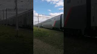 Эп20-021 с пассажирским поездом 028Ч Москва-Симферополь