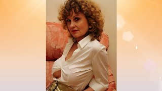 Classy Beauty Old Woman Over 60 Attractively Dressed Classy 264 || Attractive Older Women