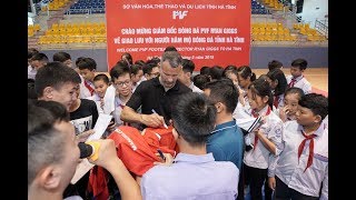 Toàn cảnh buổi giao lưu của huyền thoại MU Ryan Giggs với fan Hà Tĩnh