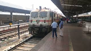 WAP 7 LOCO  || SANTRAGACHI || LOCO || ENGINE || #wap7  #indianrailways #railway #short