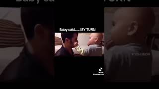 Baby slaps dad (FUNNY)