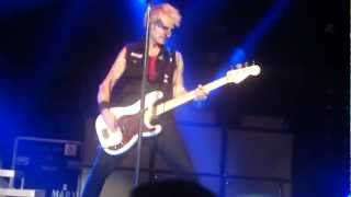 [HD] Green Day - She (Live 3/29/13 - Moline, IL) (From The Barrier)